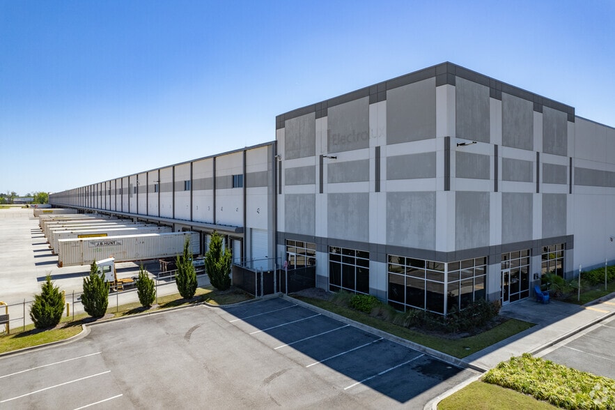 More Photos Of 302 International Trade Pky, Port Wentworth Distribution For Lease