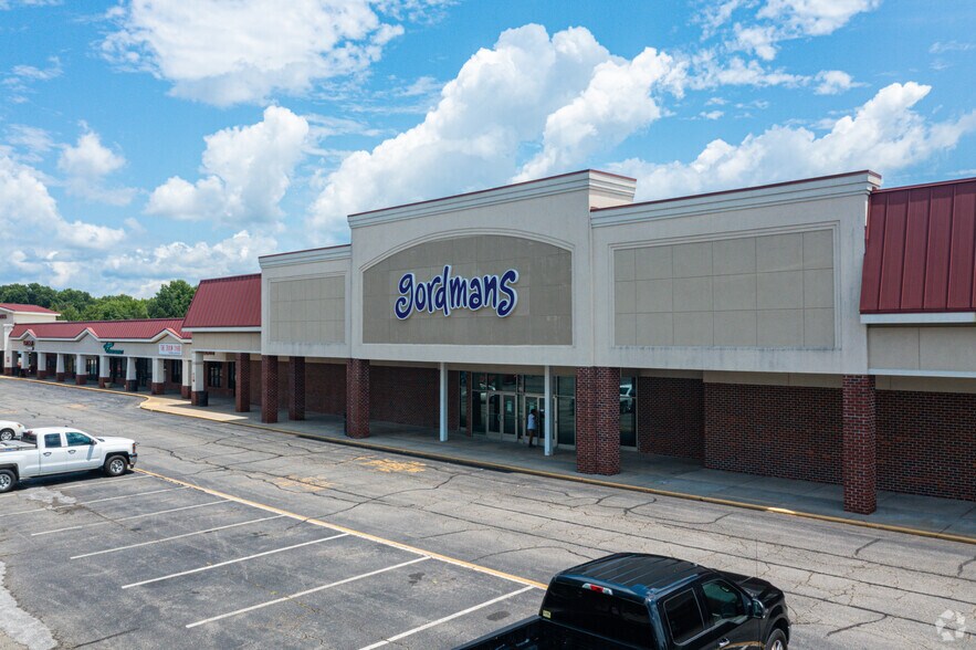 More Photos Of 203-259 N Washington Ave, Ashland Unknown For Lease