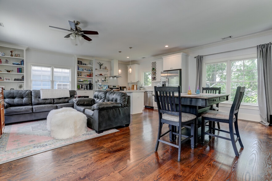 More Photos Of 2972 Lookout Pl NE, Atlanta Office Residential For Sale