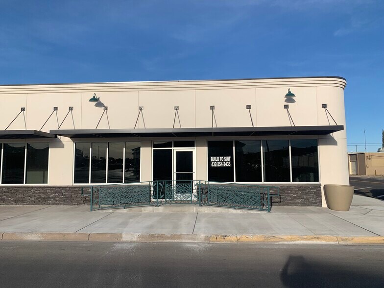 More Photos Of 400 N Hancock Ave, Odessa Office For Lease