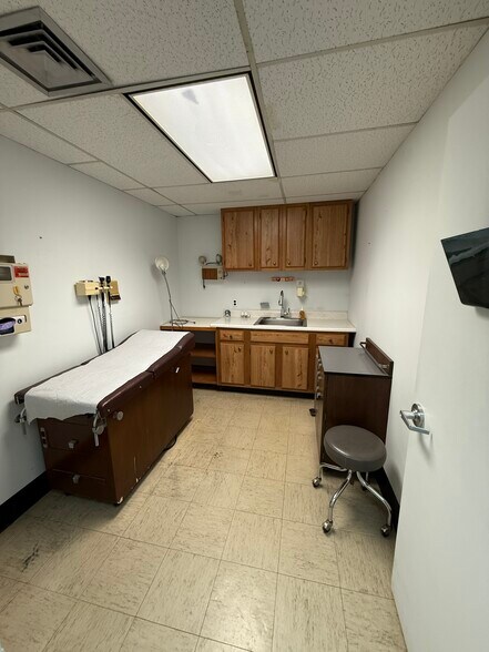 More Photos Of 3705 S George Mason Dr, Falls Church Apartments For Sale