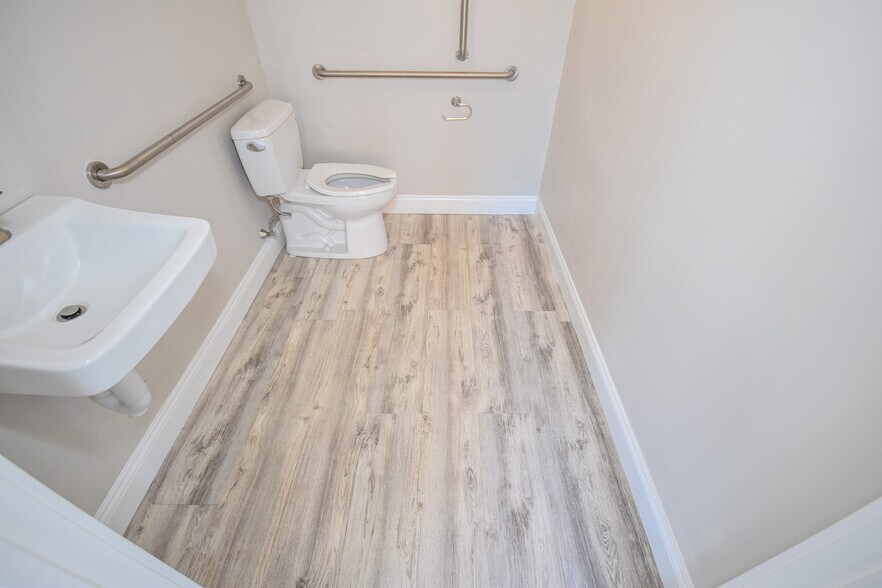 More Photos Of 15 Mechanic St, Dover Apartments For Lease