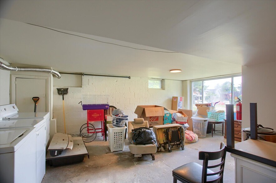 More Photos Of 6 S 15th St, Camp Hill Office For Sale