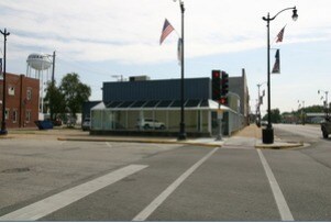 More Photos Of 200 E Walnut St, Watseka Medical For Lease