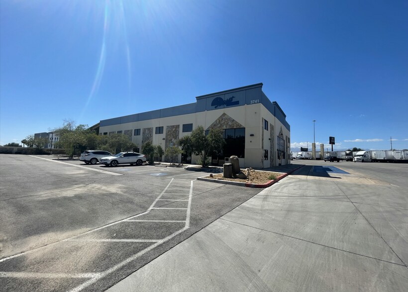 More Photos Of 3741 Civic Center Dr, North Las Vegas Industrial For Lease