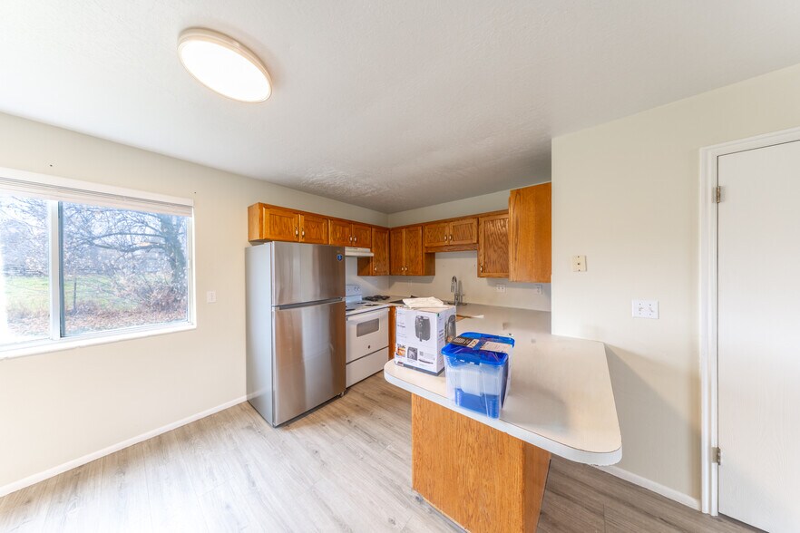 More Photos Of 360 N 400 W, Hyrum Multifamily For Sale