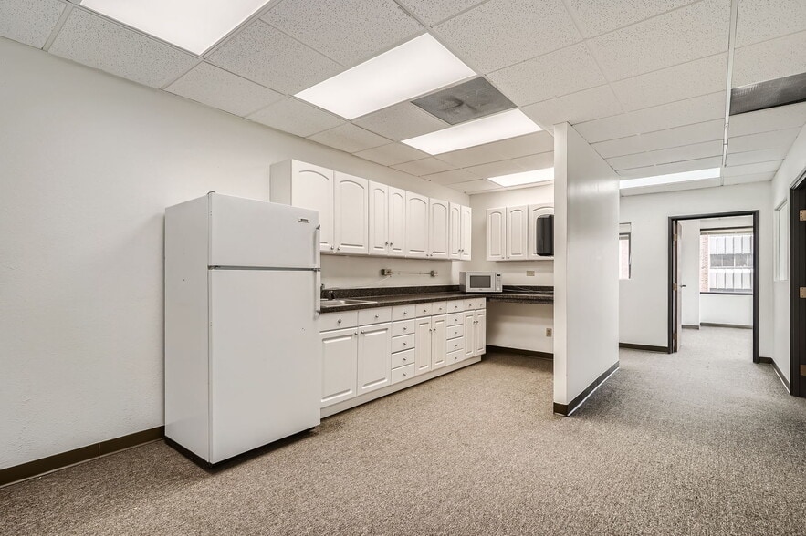 More Photos Of 7400 E Arapahoe Rd, Centennial Medical For Lease