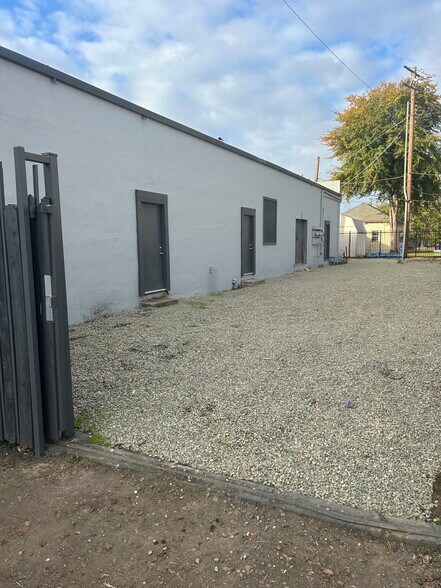 More Photos Of 4417-4429 Franklin Blvd, Sacramento Freestanding For Sale