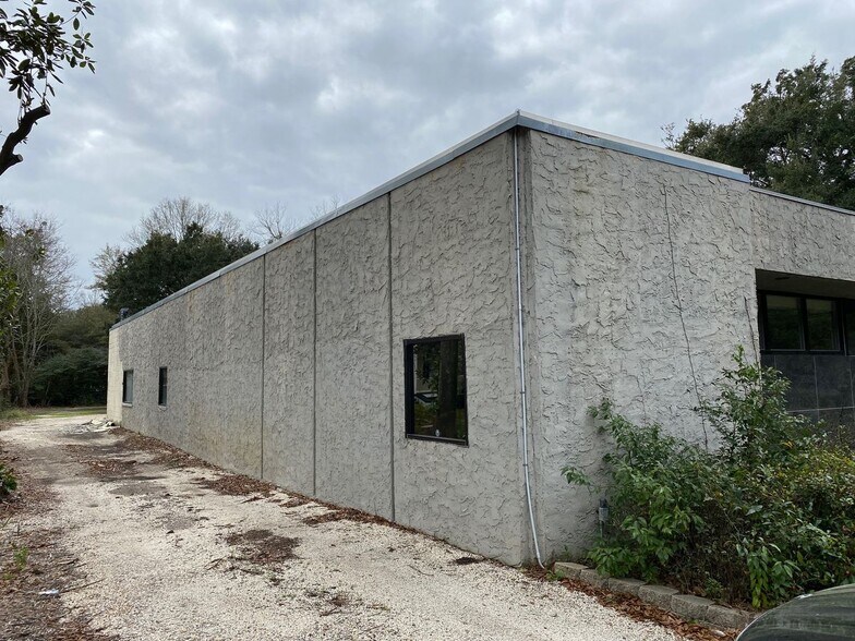 More Photos Of 1409 Government St, Mobile Loft Creative Space For Sale