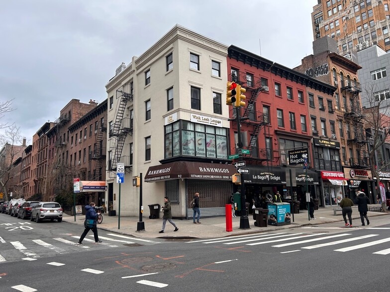 Primary Photo Of 92 Court St, Brooklyn Storefront Retail Residential For Lease