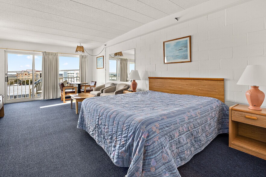 More Photos Of 7500 Coastal Hwy, Ocean City Hotel For Sale