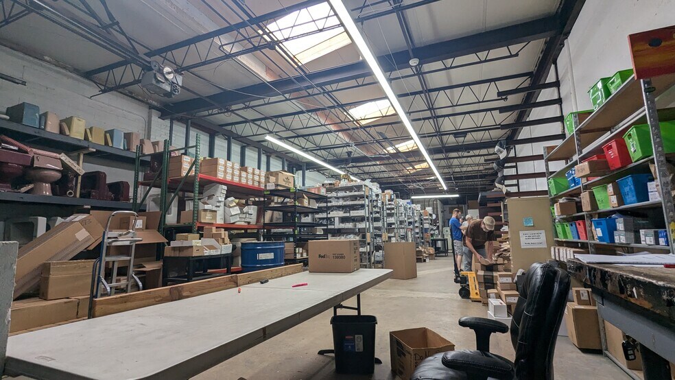 More Photos Of 3865 N Elston Ave, Chicago Apartments For Sale