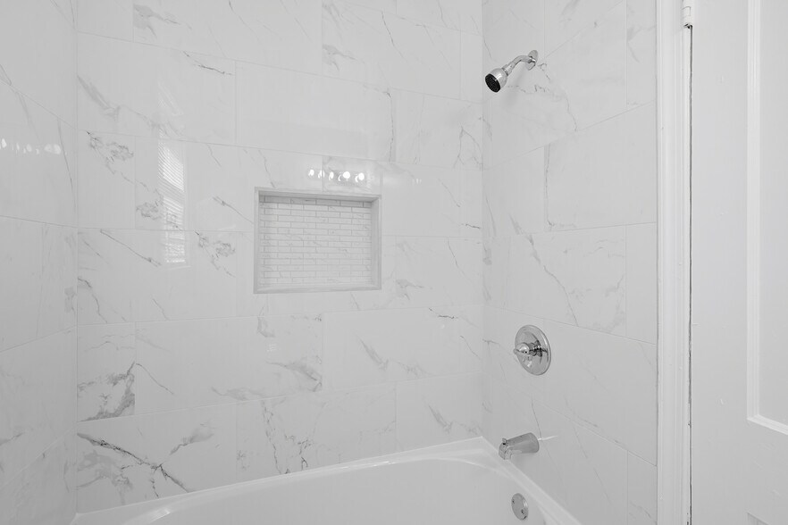 More Photos Of 3919 R St SE, Washington Apartments For Sale