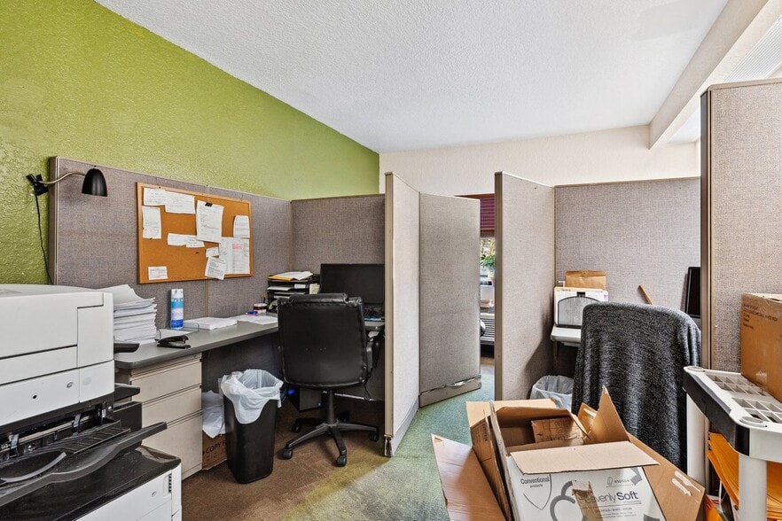 More Photos Of 7051 Seacrest Blvd, Lantana Rehabilitation Center For Sale