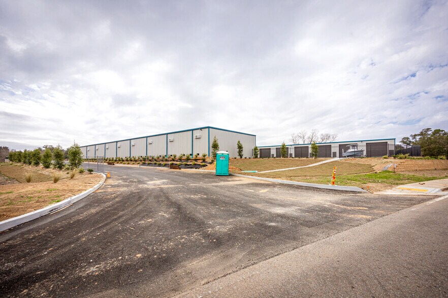 More Photos Of 458 Back Bay Blvd, Biloxi Self Storage For Sale
