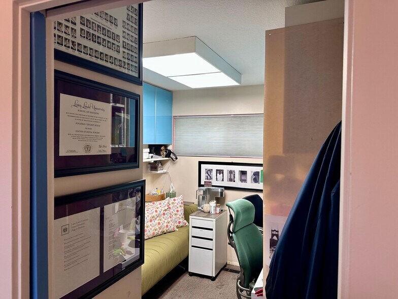 More Photos Of 6227 SE Powell Blvd, Portland Medical For Sale