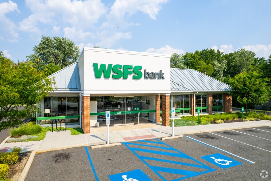 More Photos Of 818 Haddonfield Rd, Cherry Hill Storefront Retail Office For Lease
