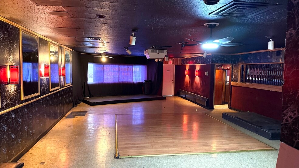 More Photos Of 564 Chili Ave, Rochester Storefront Retail Residential For Sale