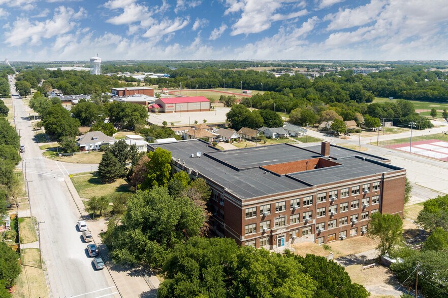 More Photos Of 311 N A St, Wellington Schools For Sale