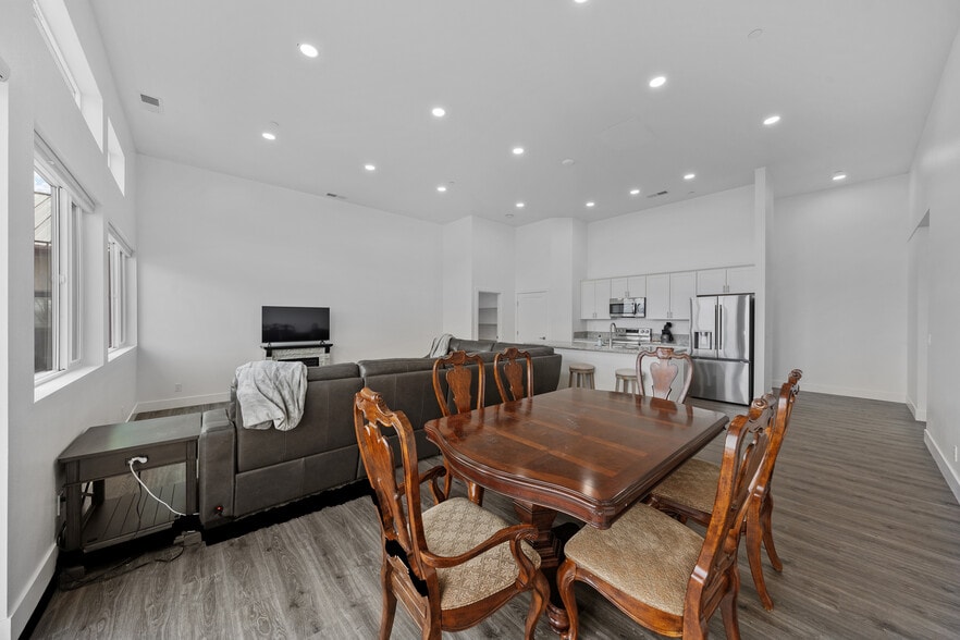 More Photos Of 1929 US-395, Gardnerville Apartments For Sale