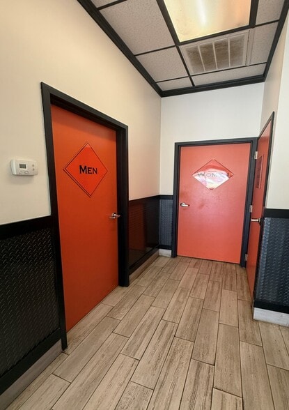 More Photos Of 11149 Asheville Hwy, Inman Freestanding For Lease