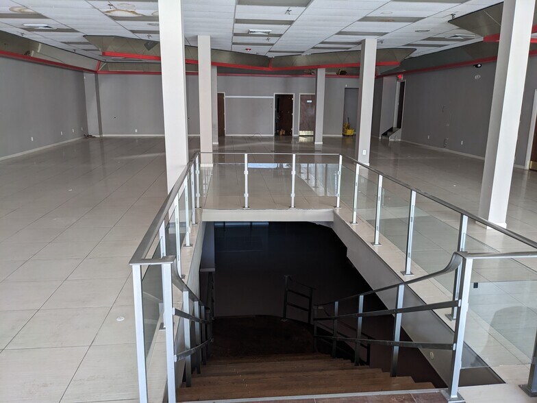 More Photos Of 493-495 Broadway, Bayonne Storefront Retail Office For Lease