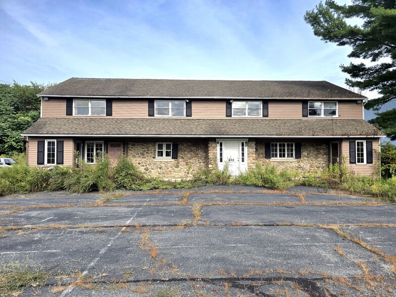 Primary Photo Of 420 Long Hill Rd, Groton Medical For Sale