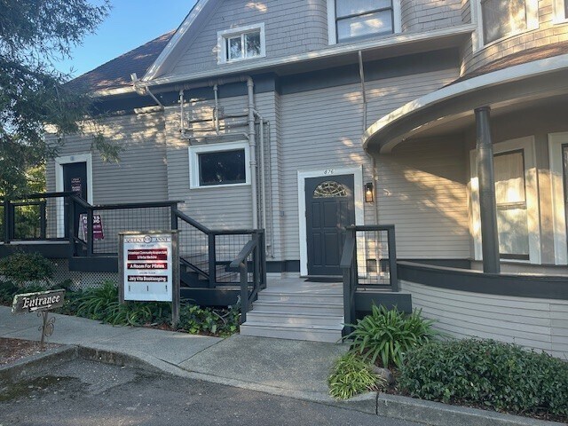 More Photos Of 874 Gravenstein Hwy, Sebastopol Office For Lease