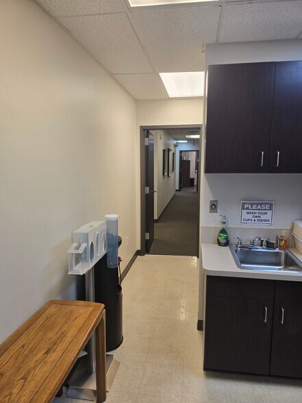 More Photos Of 2098 Teron Trace, Dacula Office For Sale