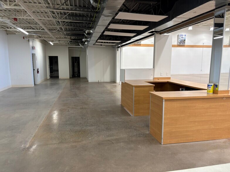 More Photos Of 2747 Chamberland St, Clarence-Rockland Freestanding For Sale