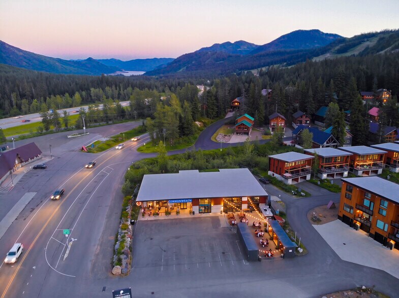 More Photos Of 10 Pass Life Way, Snoqualmie Pass Restaurant For Sale