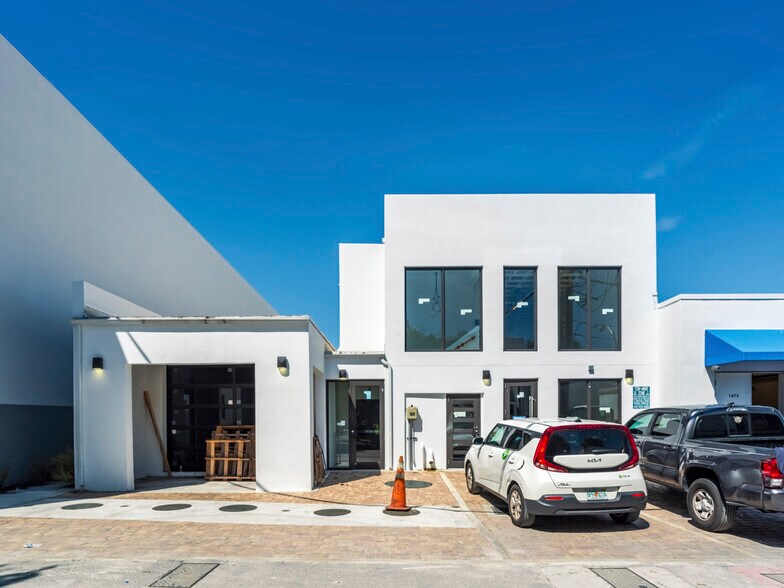 Primary Photo Of 1671-1673 Alton Rd, Miami Beach Storefront For Lease