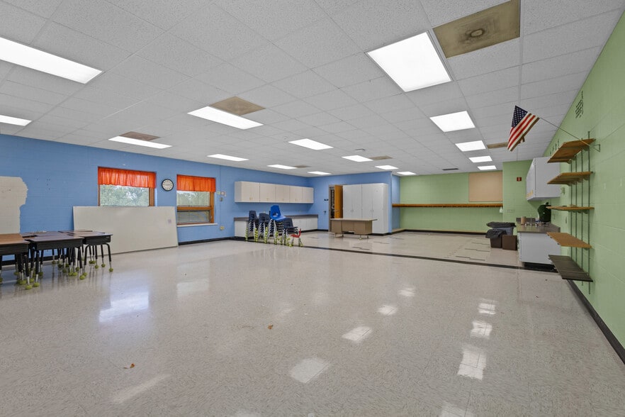 More Photos Of 414 S Church St, Endeavor Schools For Sale