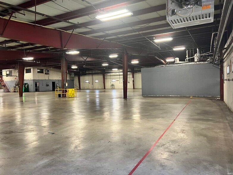 More Photos Of 1015 W 9th St, Mount Carmel Warehouse For Sale