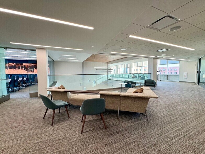 More Photos Of 2204 University Dr, Kearney Serviced Offices For Lease