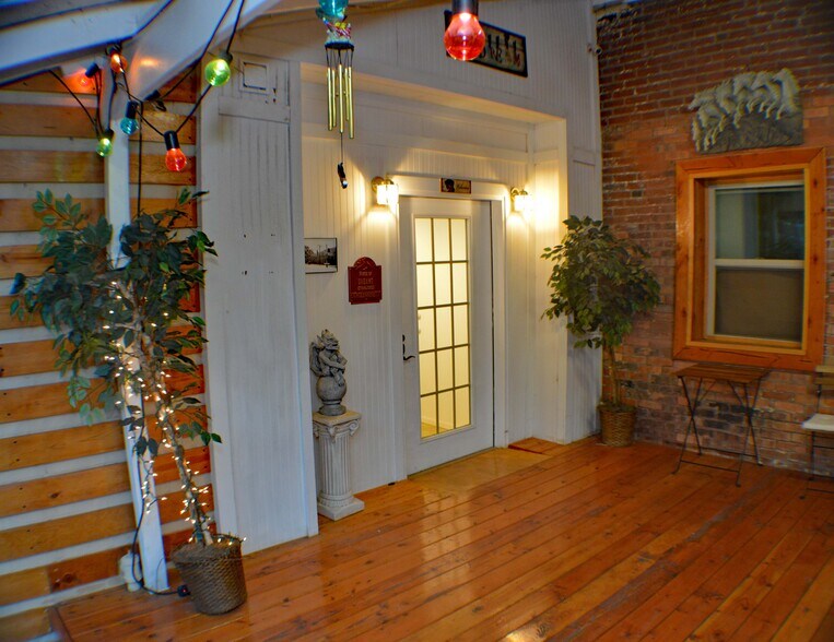 More Photos Of 2223 Guinotte Ave, Kansas City Warehouse For Sale