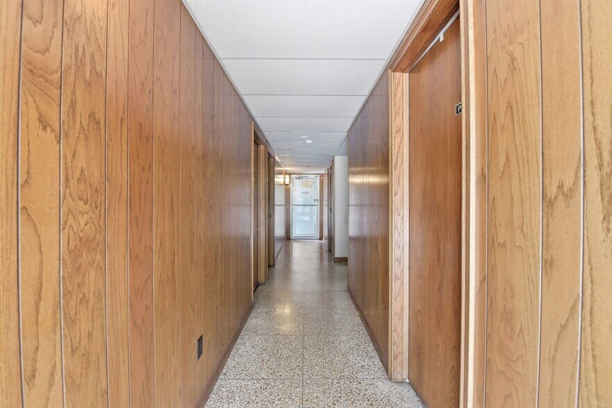 More Photos Of 13026 Rosecrest Dr, Houston Office For Lease