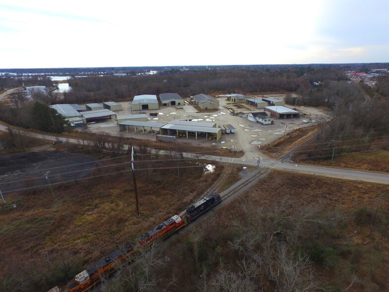 More Photos Of 141 Knobbs Creek Dr, Elizabeth City Industrial For Sale