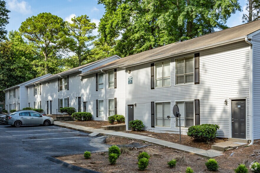 More Photos Of 3100 Godby Rd, College Park Apartments For Sale
