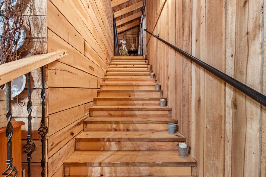 More Photos Of 6863 E Highway 80, Russell Springs Lodge Meeting Hall For Sale