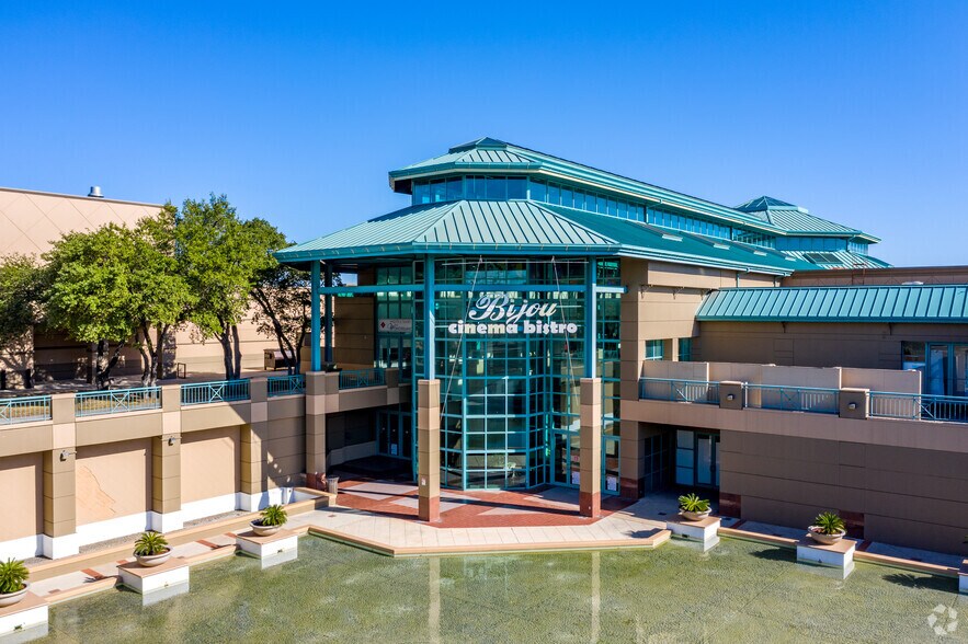 Primary Photo Of 4522 Fredericksburg Rd, San Antonio Unknown For Lease