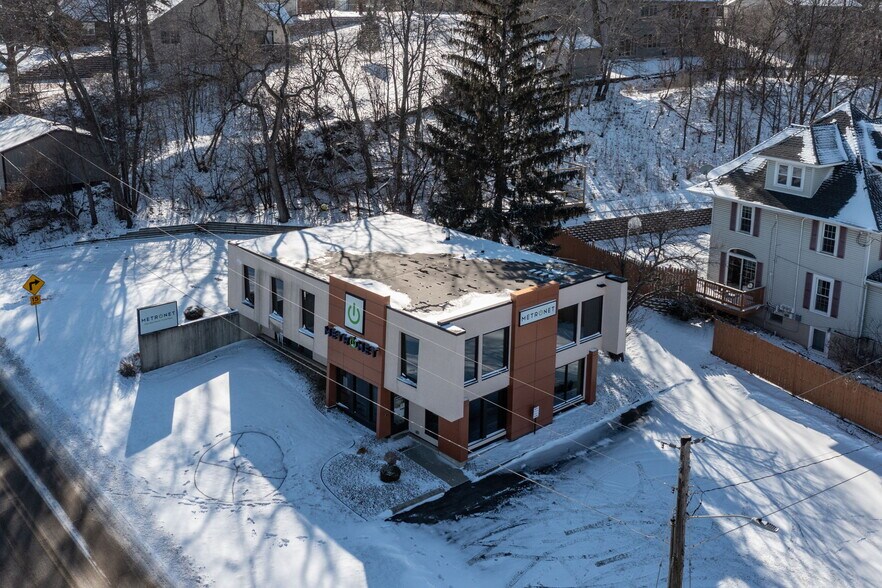 More Photos Of 2109 S Broadway, Rochester Office For Sale