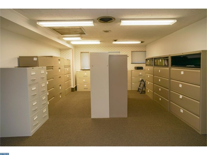 More Photos Of 1 N Ormond Ave, Havertown Office For Lease