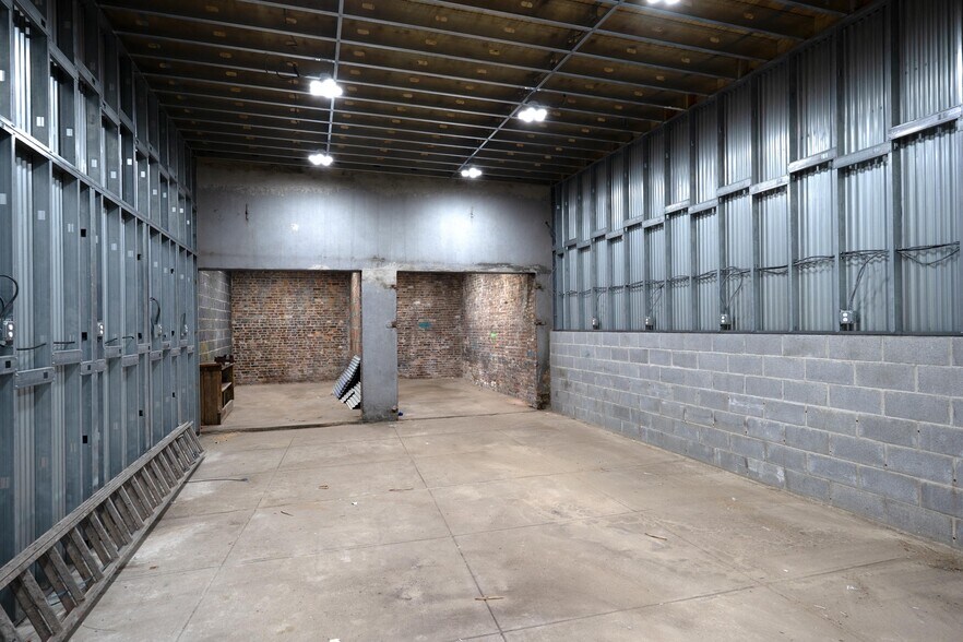 More Photos Of 2532 Atlantic Ave, Brooklyn Warehouse For Lease
