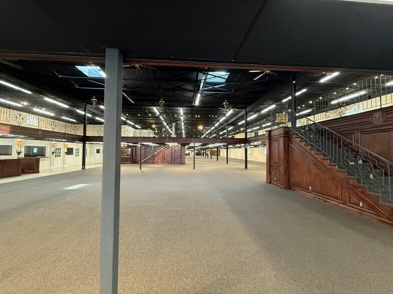 More Photos Of 415 Veterans Memorial Blvd, Metairie Freestanding For Lease