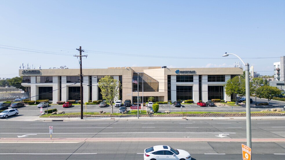 More Photos Of 1855 W Katella Ave, Orange Office Residential For Lease