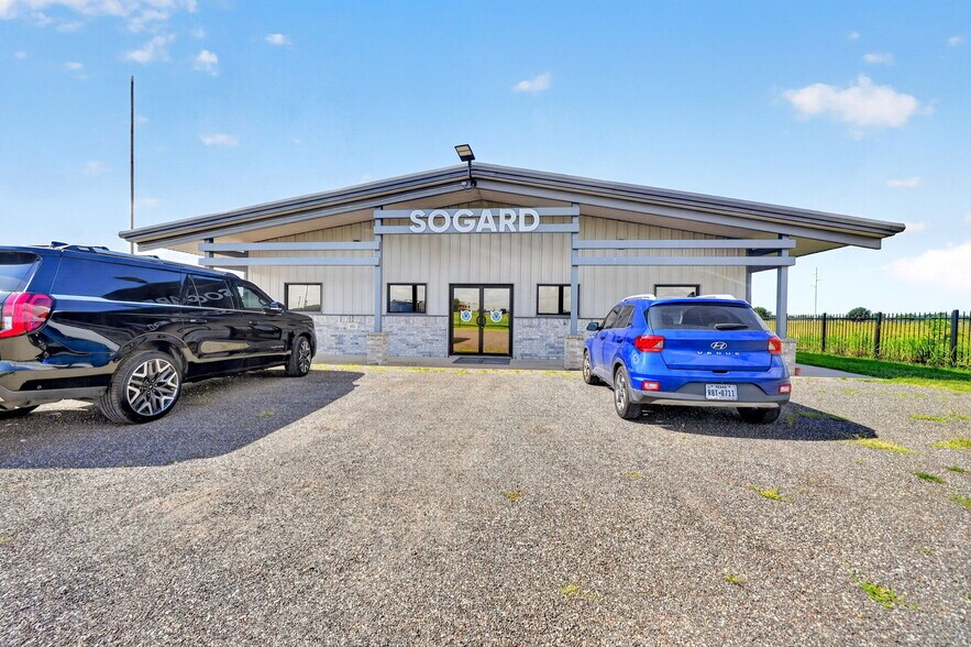 Primary Photo Of 4612 County Road 2200, Greenville Showroom For Sale