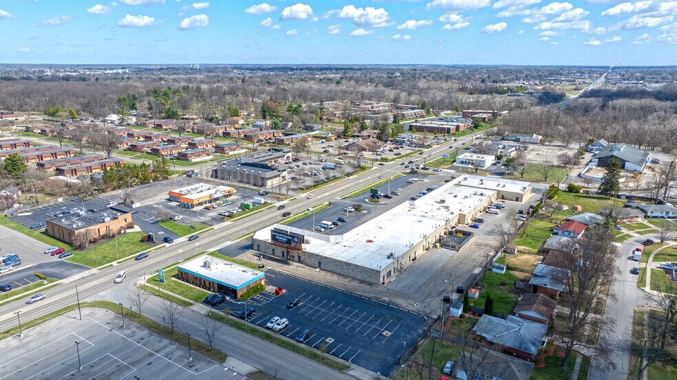 More Photos Of 5091-5139 E Main St, Columbus Storefront For Lease