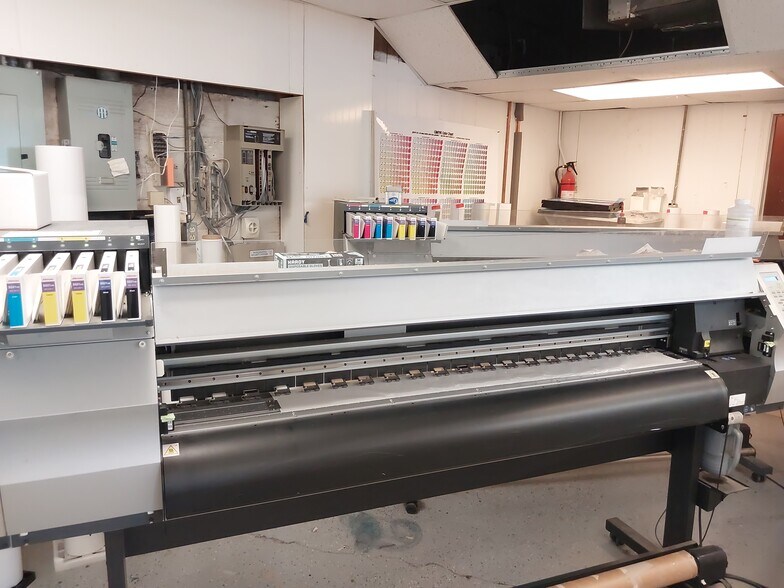 More Photos Of 4844 Lawrenceville Hwy NW, Lilburn Freestanding For Sale