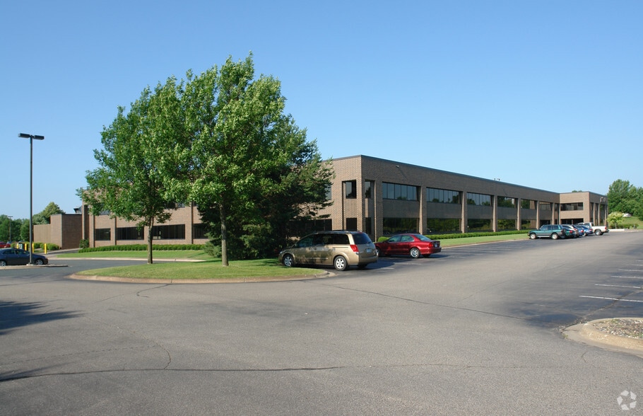 More Photos Of 10951 Bush Lake Rd, Bloomington Warehouse For Sale